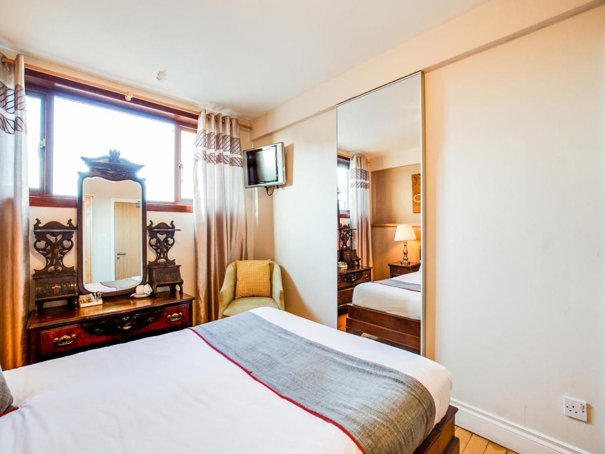 Drummonds Hotel Glenrothes Extérieur photo