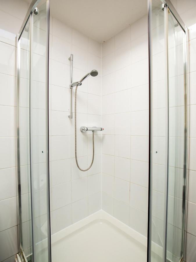 Drummonds Hotel Glenrothes Extérieur photo